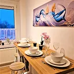 Citywohnung Gustav Bachmann - 3 Schlafzimmer, Kueche, Bad Lejlighed